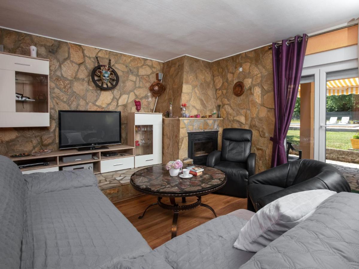 Holiday Home Lola - Lbn381 By Interhome لابين المظهر الخارجي الصورة
